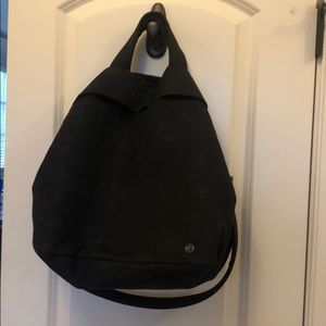 On My Level large 30L lululemon bag